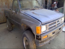 1988 TOYOTA TRUCK, STD CAB, MT, 4WD,  Z25043